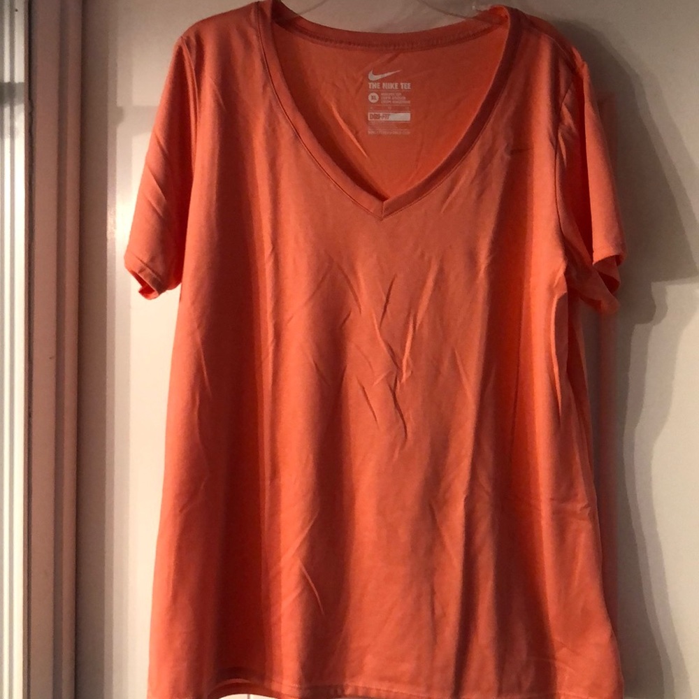 Nike DRI-FIT Tee